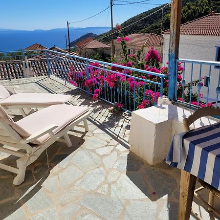 Lovely Traditionnal House With Sea View Tiros Luaran gambar