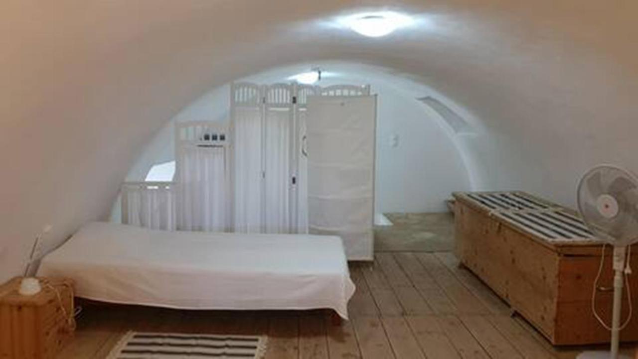 Lovely Traditionnal House With Sea View Tiros Luaran gambar