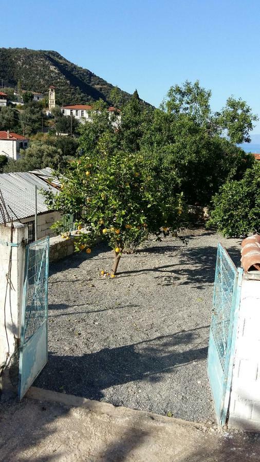 Lovely Traditionnal House With Sea View Tiros Luaran gambar