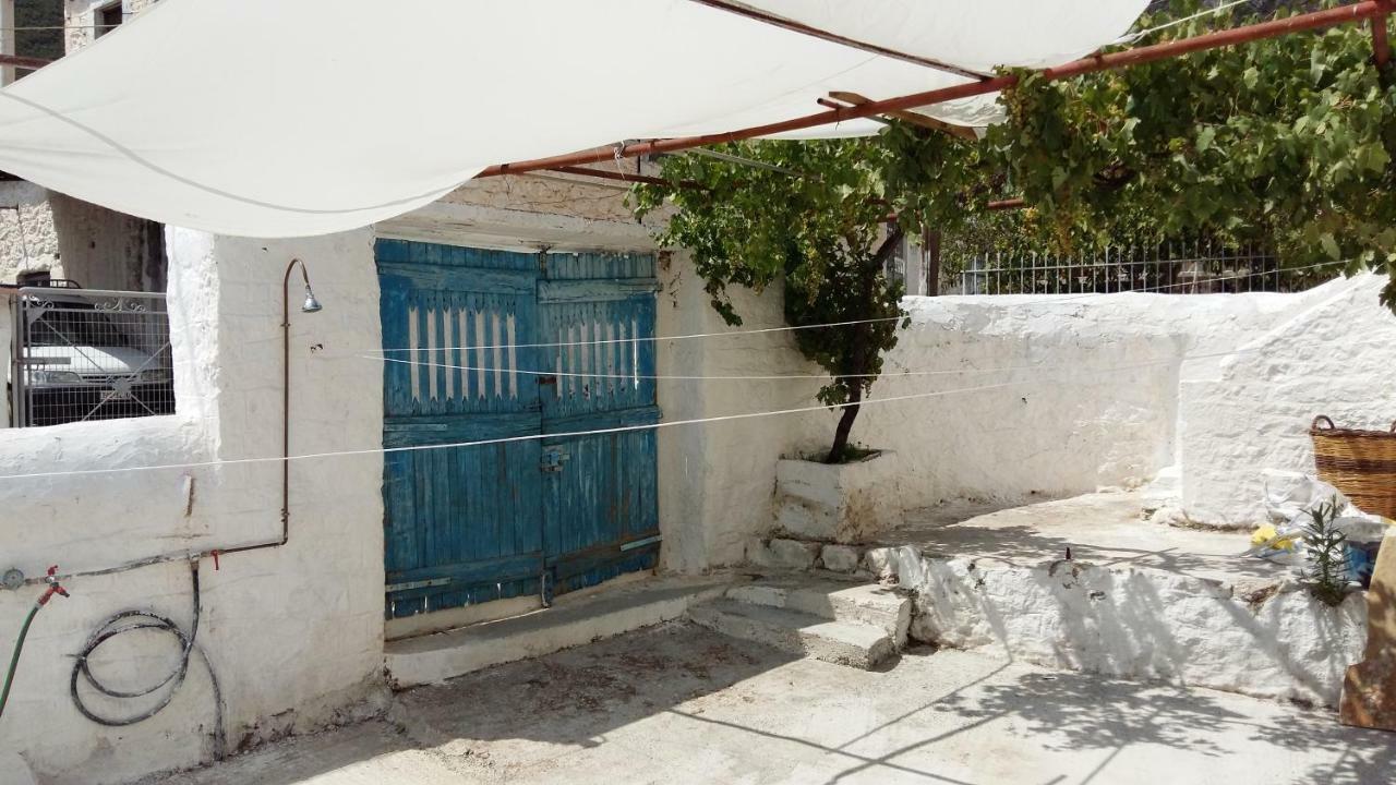 Lovely Traditionnal House With Sea View Tiros Luaran gambar